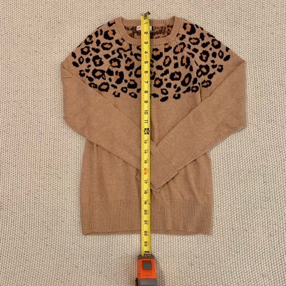 Leopard Print Sweater - Picture 10 of 14